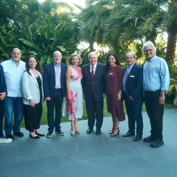 La comunidad judía iberoamericana se reúne con el presidente de Yad Vashem Dani Dayan